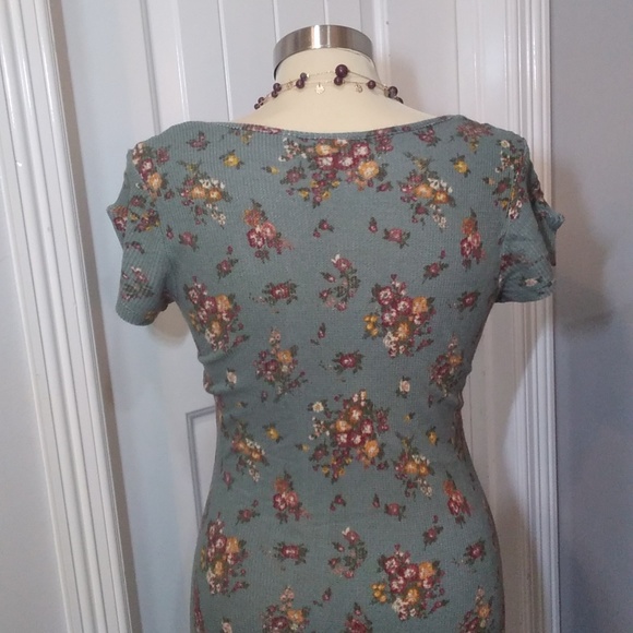 SO Women's dress - Picture 3 of 8